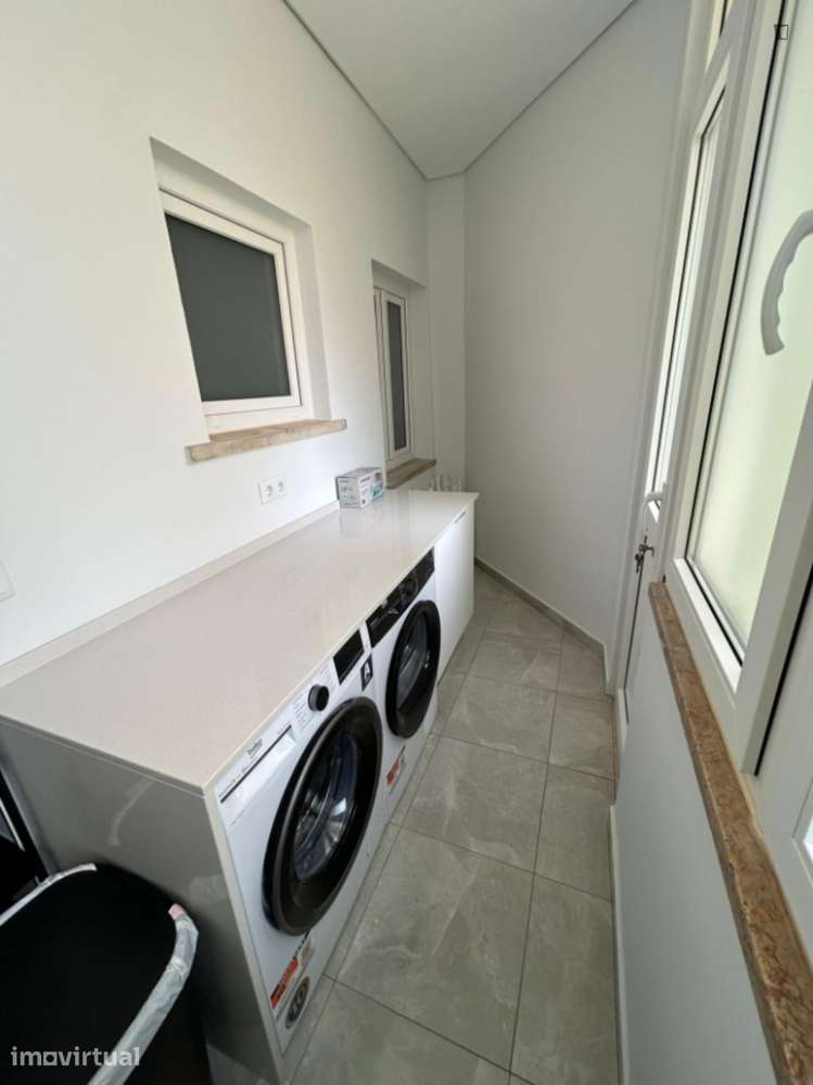 Quarto - localizado em Sete Rios Lisbon - Grande imagem: 5/13