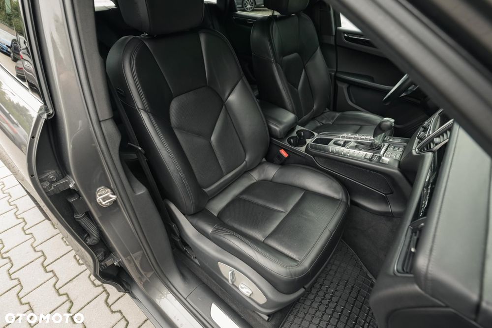 Porsche Macan - 15