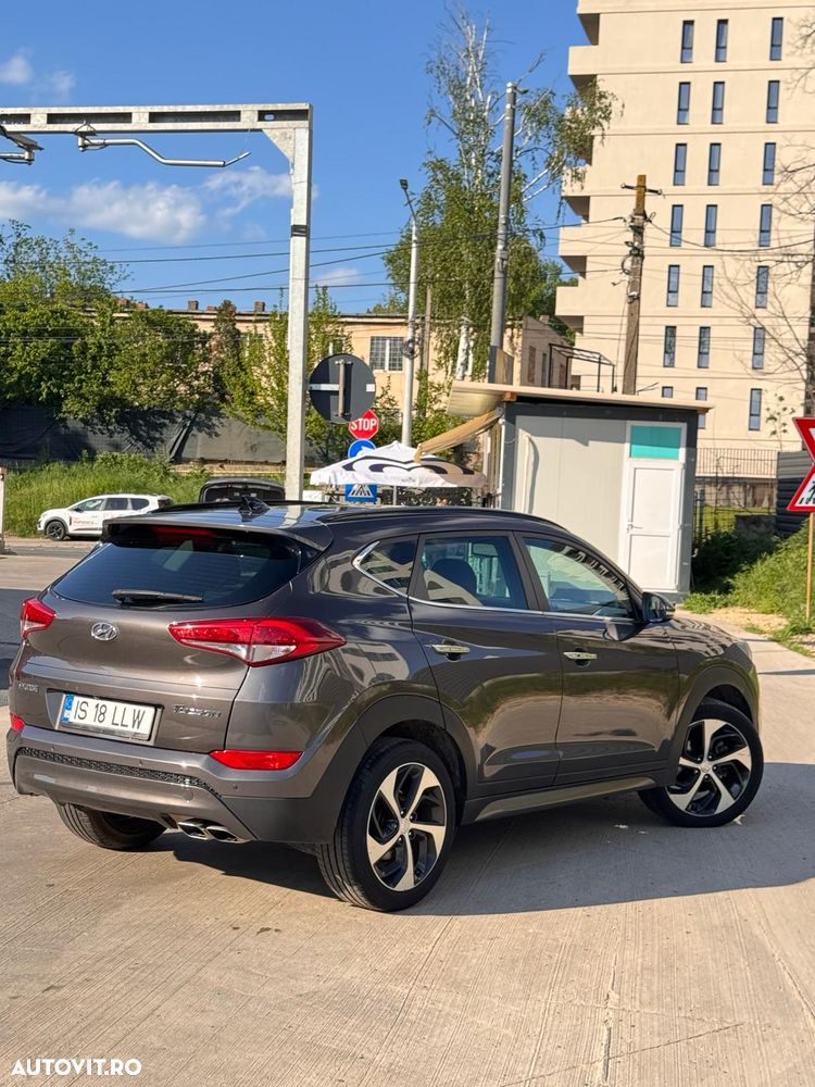 Hyundai Tucson - 8
