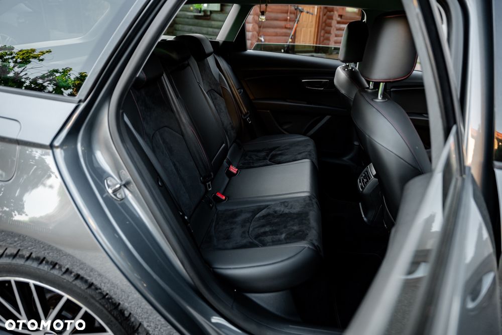 Seat Leon Sportstourer 2.0 TDI Start&Stop FR - 21