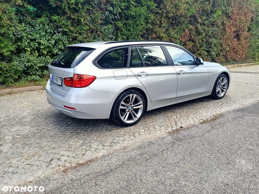 BMW Seria 3 320d Touring Sport-Aut - 18