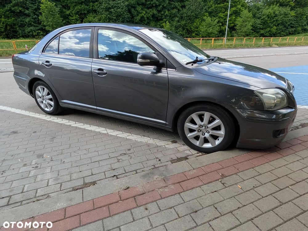 Toyota Avensis 2.0 D-4D Sol - 4