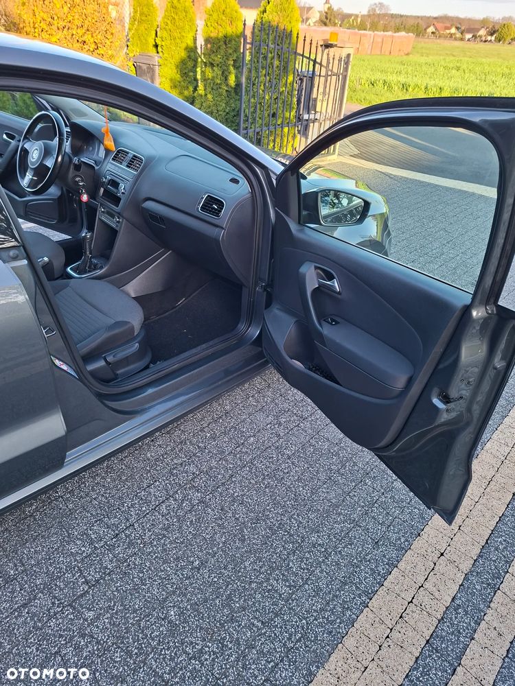 Volkswagen Polo 1.6 TDI Highline - 8