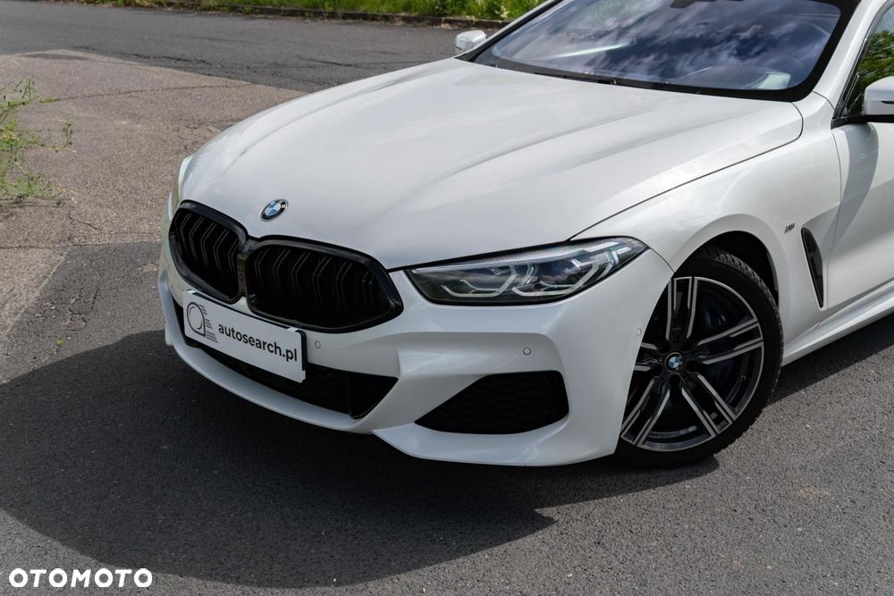 BMW Seria 8 840i xDrive - 38