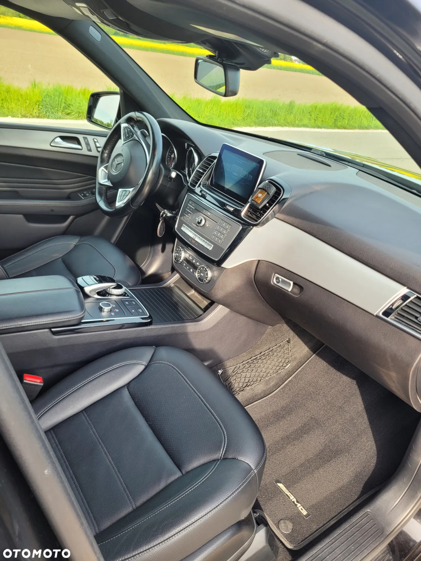 Mercedes-Benz GLE 350 d 4-Matic - 25