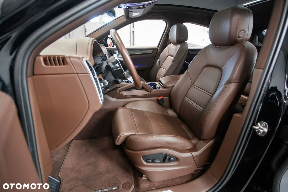 Porsche Cayenne E-Hybrid Tiptronic S - 21