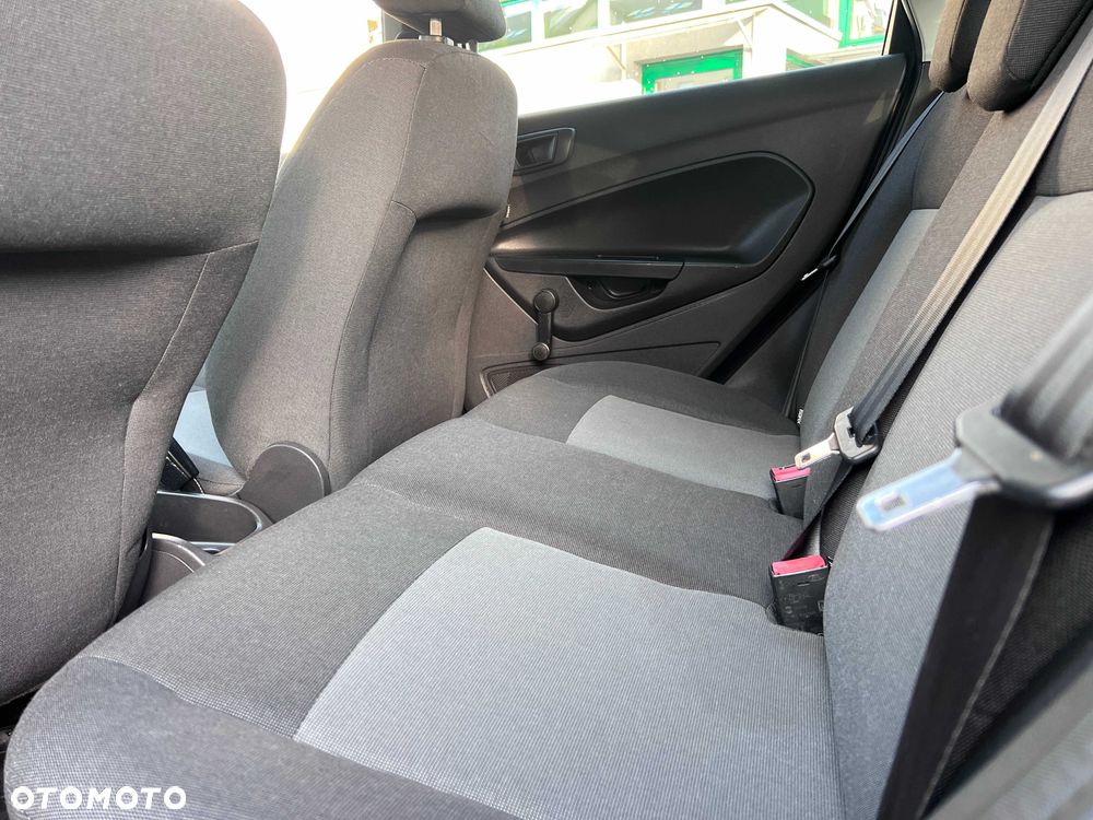 Ford Fiesta - 7