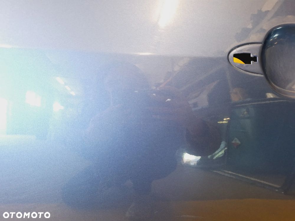 DRZWI LEWY TYŁ LEWE TYLNE FORD FOCUS MK1 HB LAK: G8 NR1762 - 3