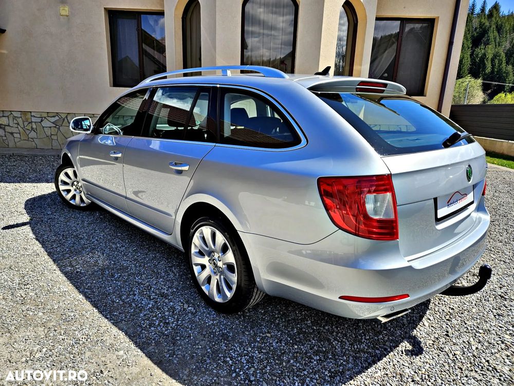 Skoda Superb 2.0 TDI Elegance - 3