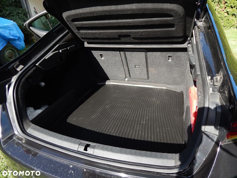 Skoda Octavia 2.0 TDI Ambition DSG - 30