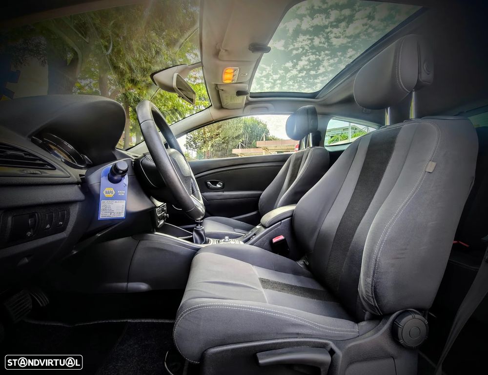 Renault Mégane Coupe Energy dCi 110 FAP Start & Stop GT Line - 13