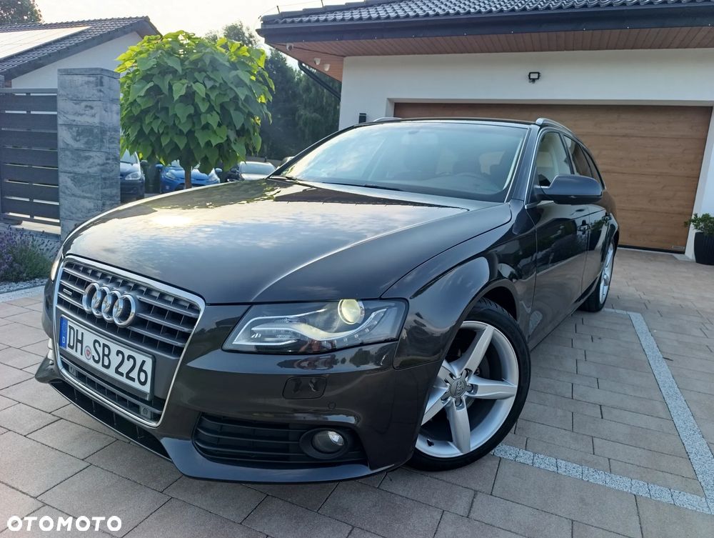 Audi A4 Avant - 33