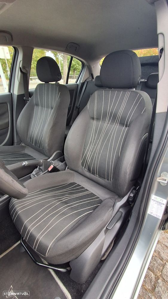 Opel Corsa 1.2 Enjoy - 4