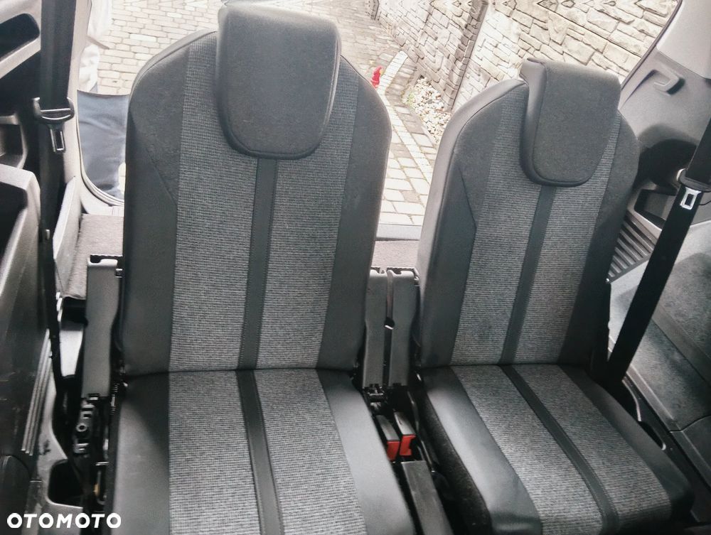 Peugeot 5008 1.2 PureTech Allure Pack S&S EAT8 - 15