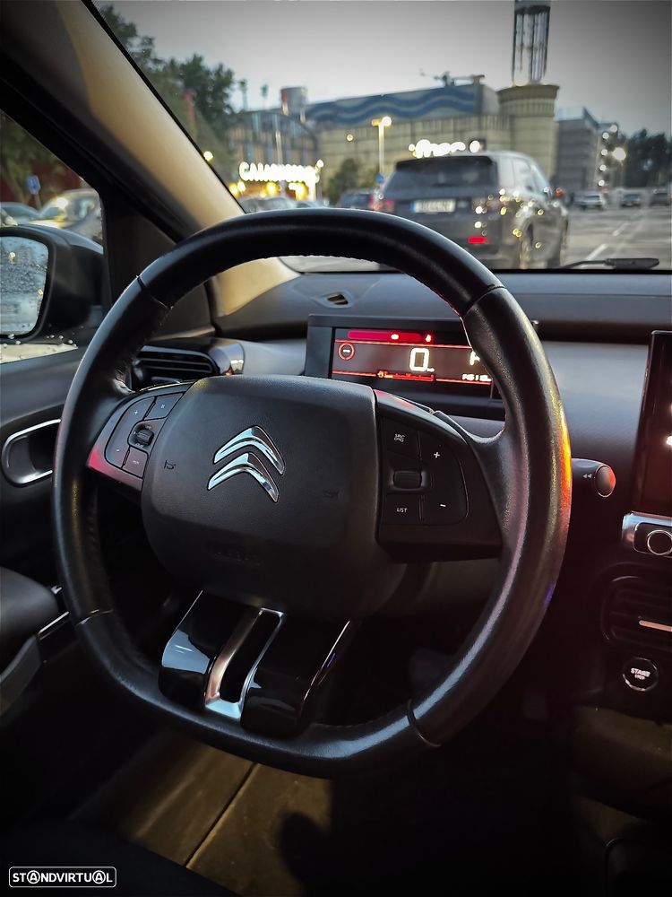 Citroën C4 Cactus 1.2 PureTech Shine EAT6 - 8
