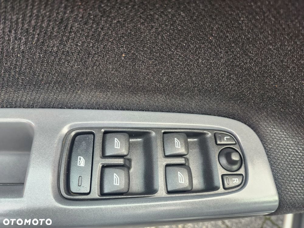 Volvo V50 - 11