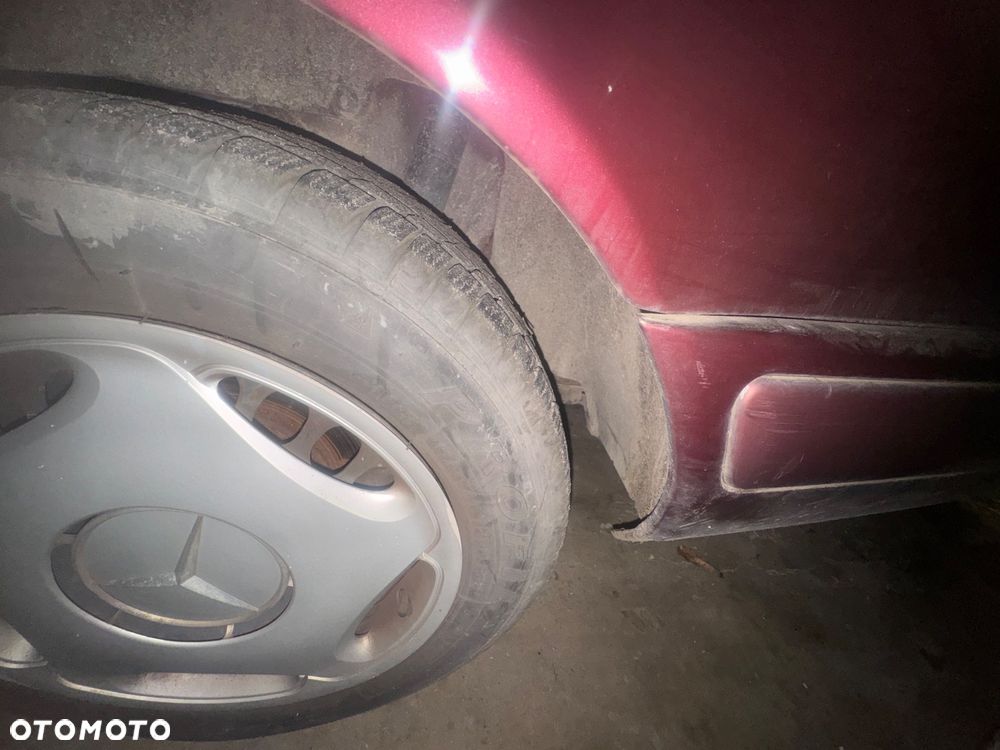 Mercedes-Benz Klasa E - 18