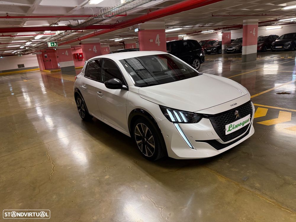 Peugeot 208 1.2 PureTech GT Line EAT8 - 8