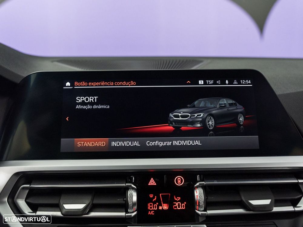 BMW 320 d Line Sport Auto - 31