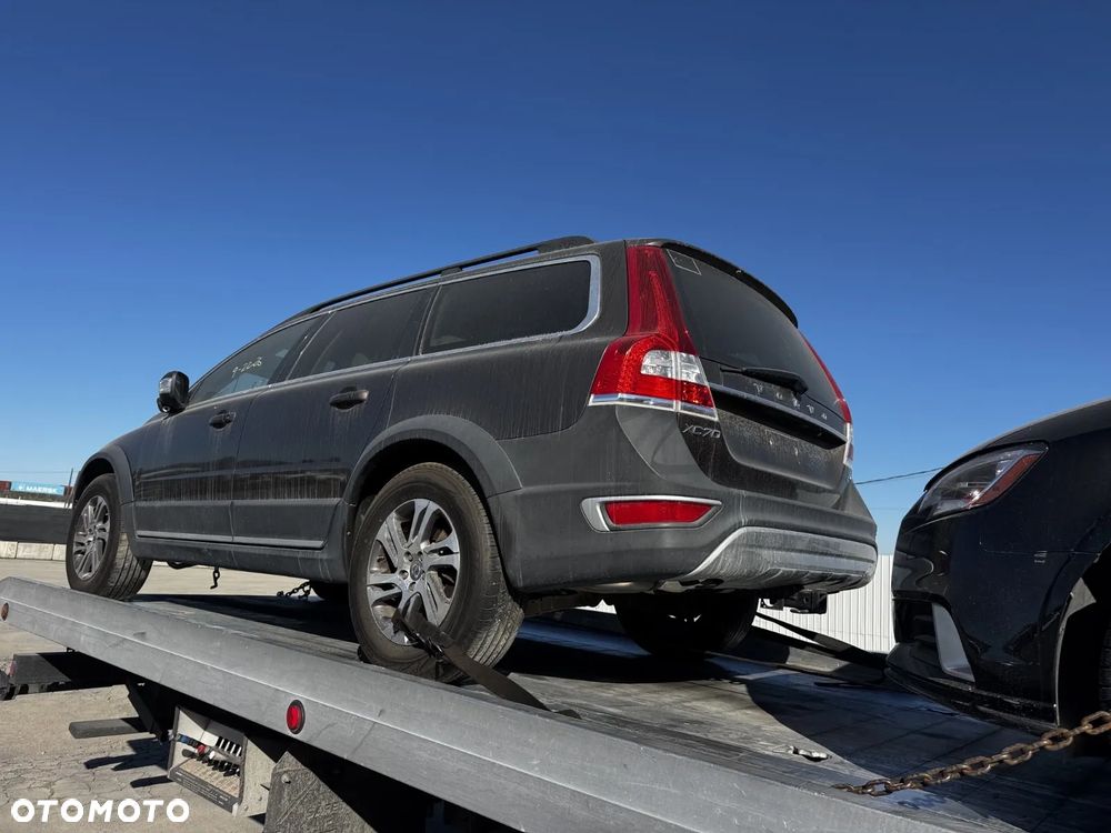 Volvo XC 70 - 21