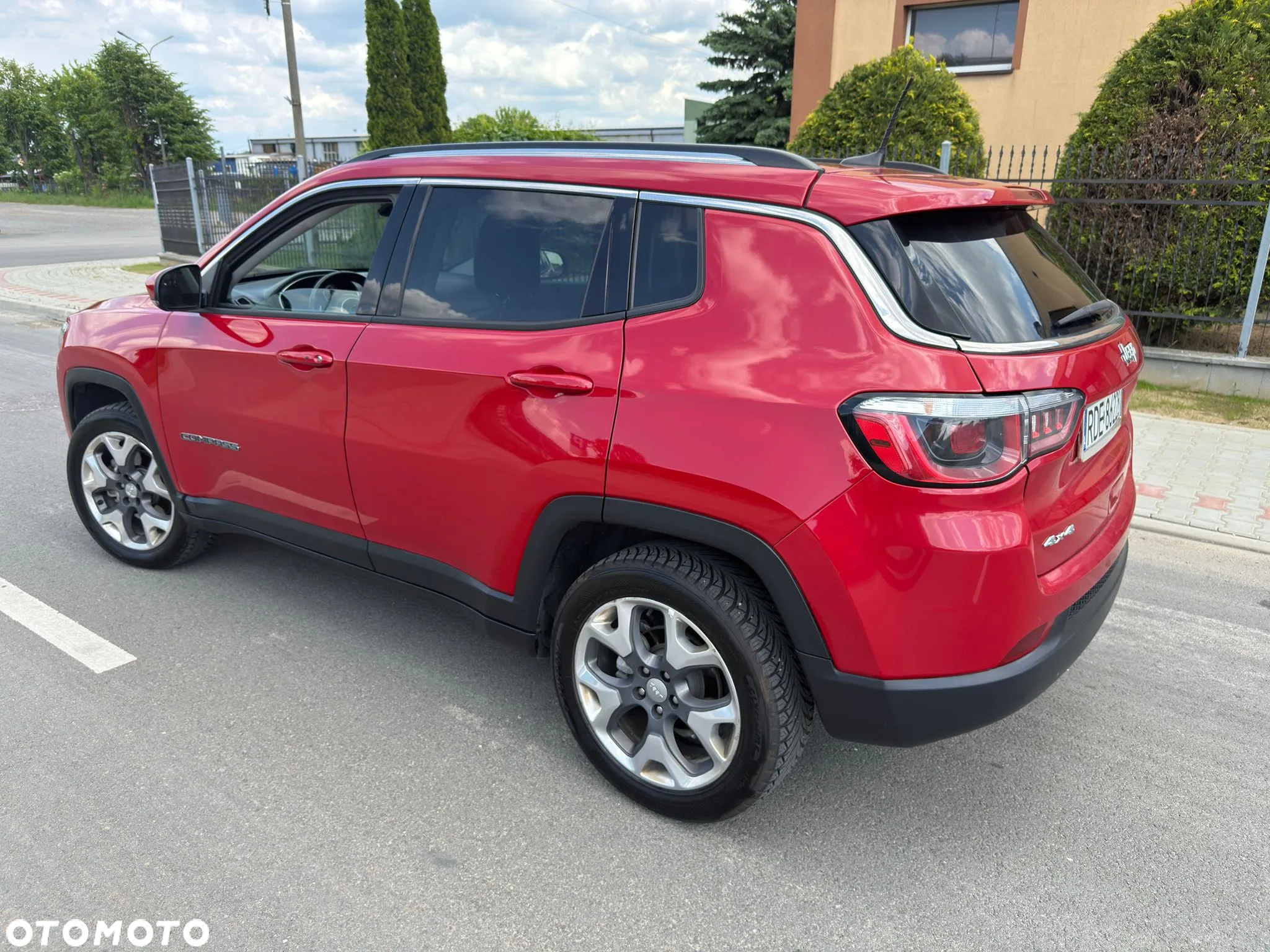 Jeep Compass - 11