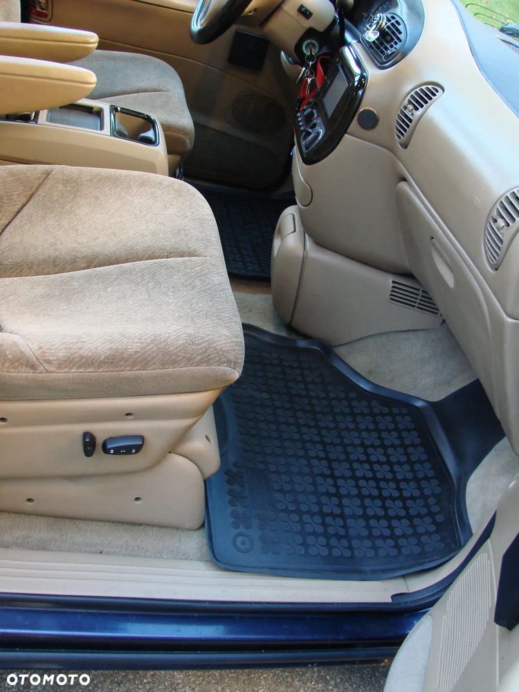 Chrysler Grand Voyager SE 3.3L - 7