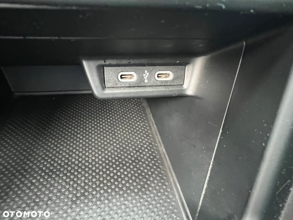 Volkswagen Polo - 22