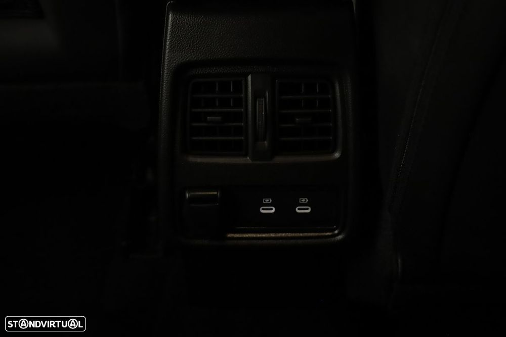 Renault Captur 1.0 TCe Techno Bi-Fuel - 21