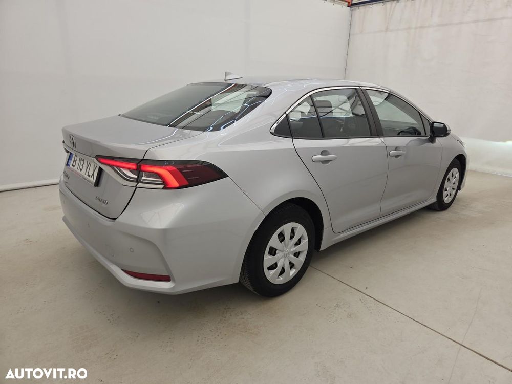 Toyota Corolla 1.8 HSD Business - 3