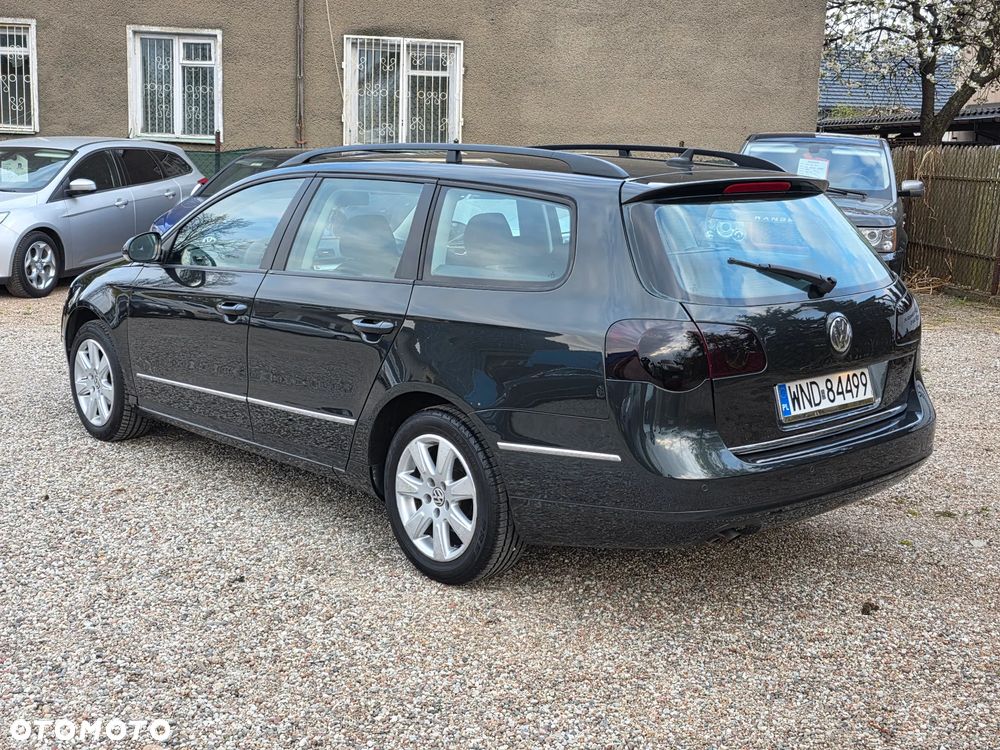 Volkswagen Passat 1.9 TDI DPF Comfortline - 2