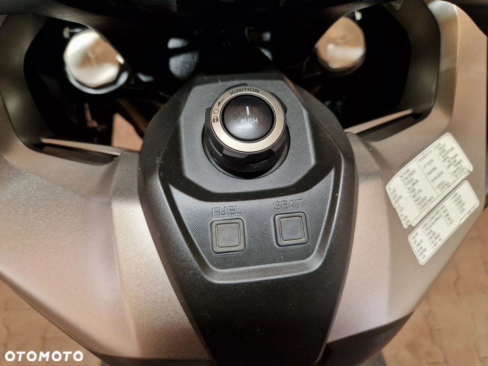 Honda NSS - 39