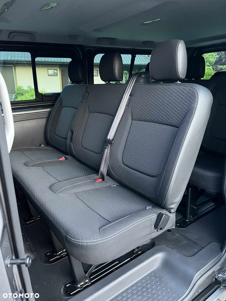 Opel Vivaro - 19