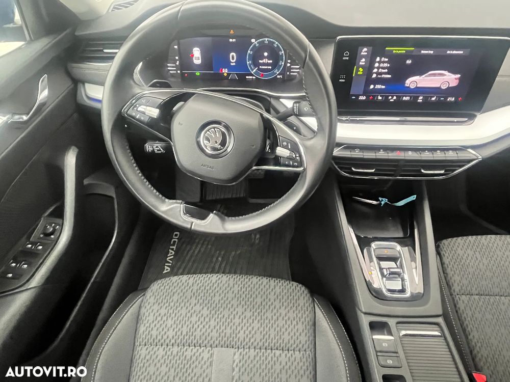 Skoda Octavia 2.0 TDI DSG Style - 10