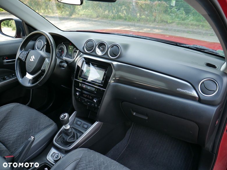 Suzuki Vitara 1.4 Boosterjet Hybrid Allgrip Comfort+ - 8