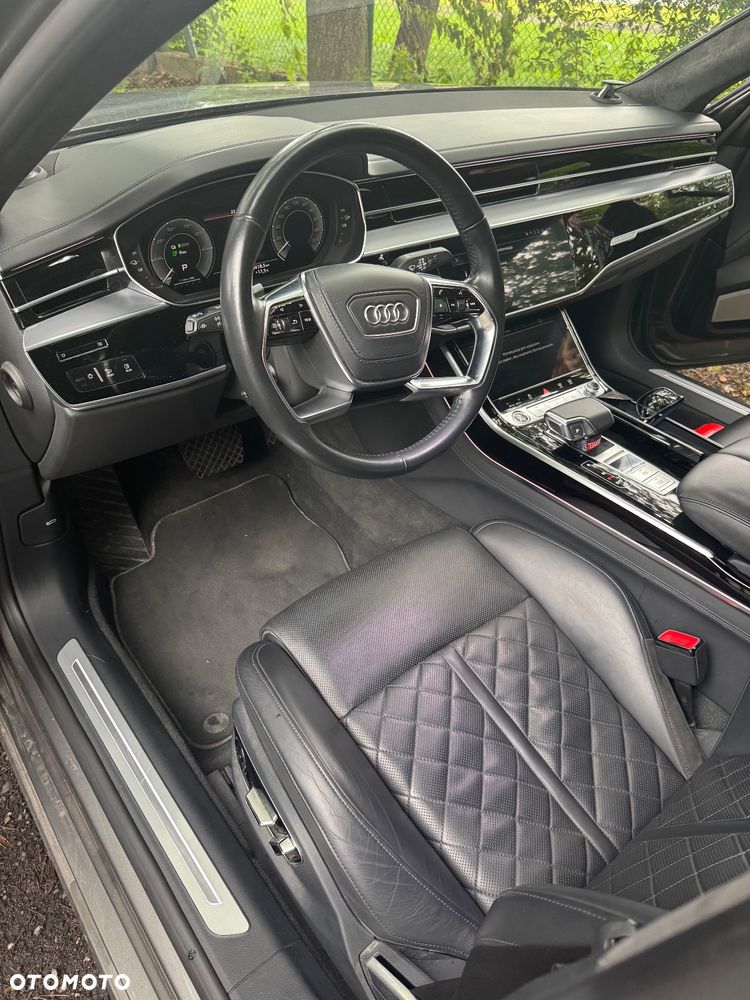 Audi A8 - 9