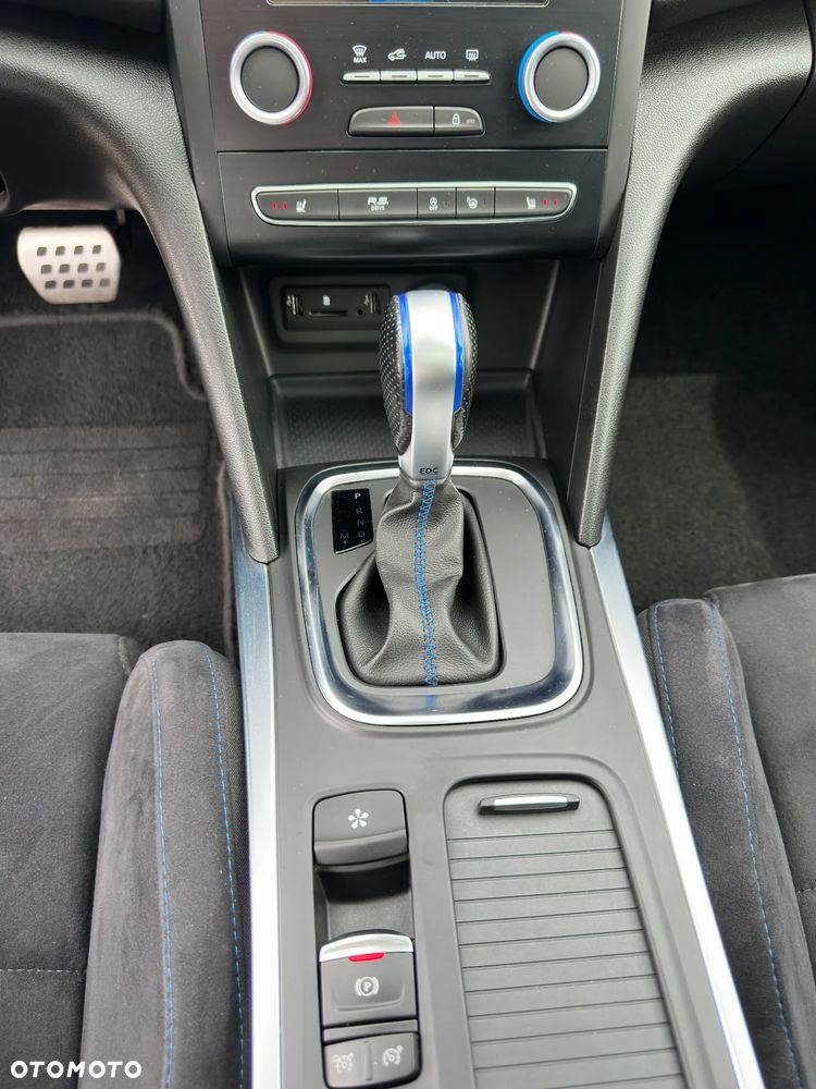 Renault Megane ENERGY TCe 205 EDC GT - 21