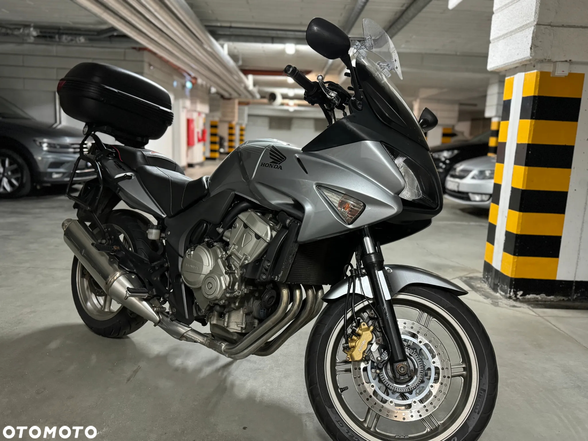 Honda CBF - 4