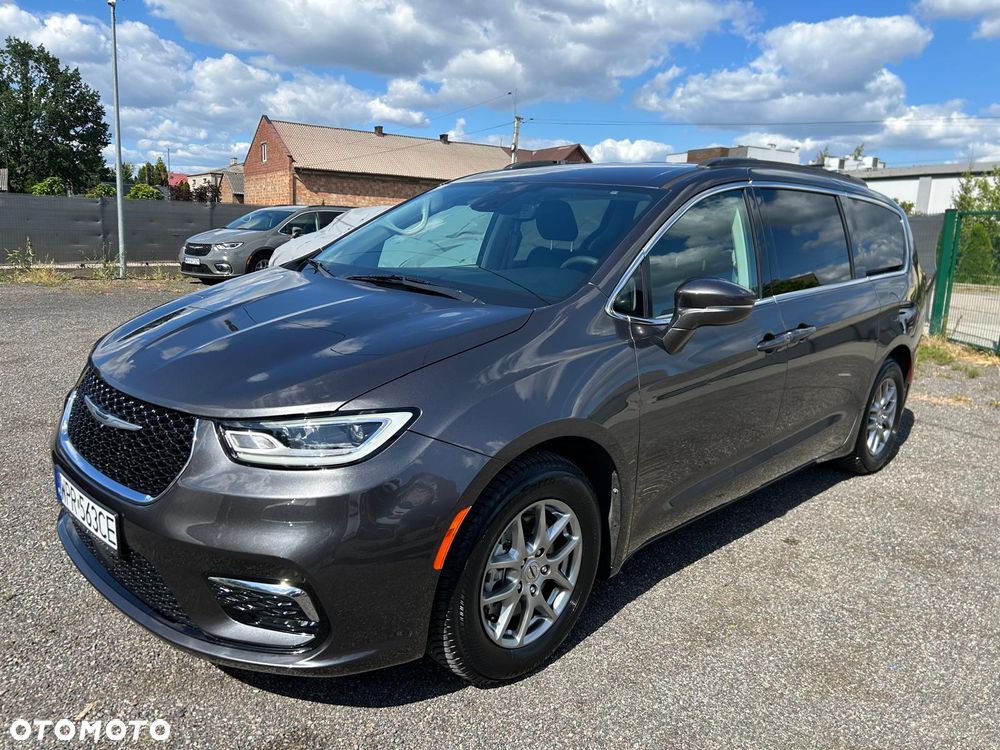 Chrysler Pacifica - 9