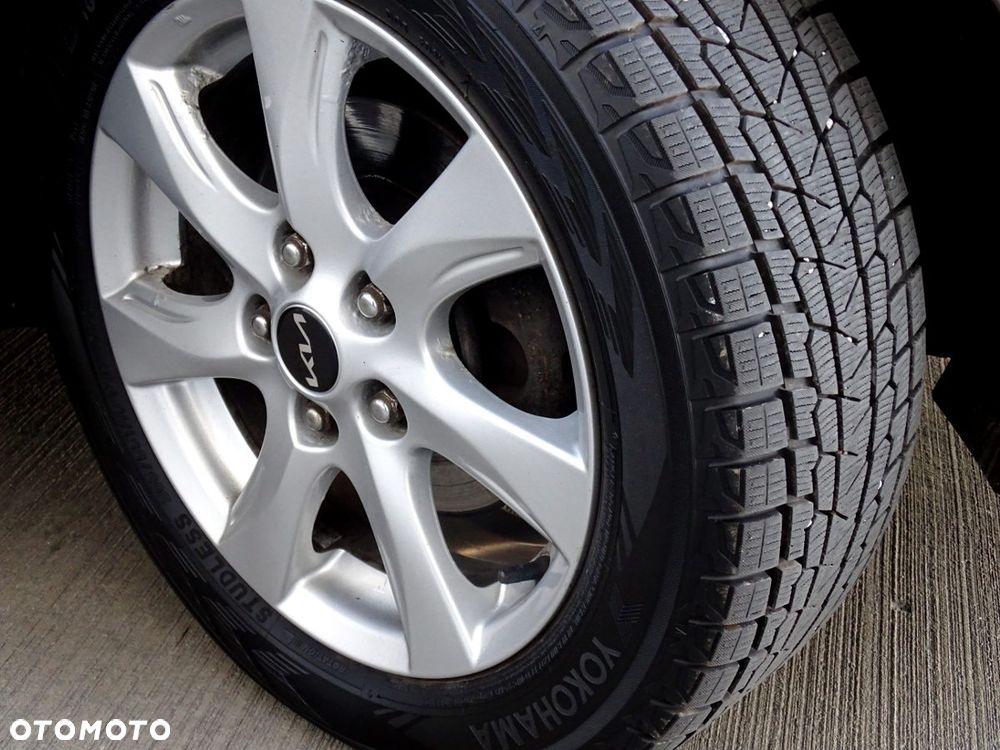 Kia Ceed 1.6 GDI Dream Team Edition - 21