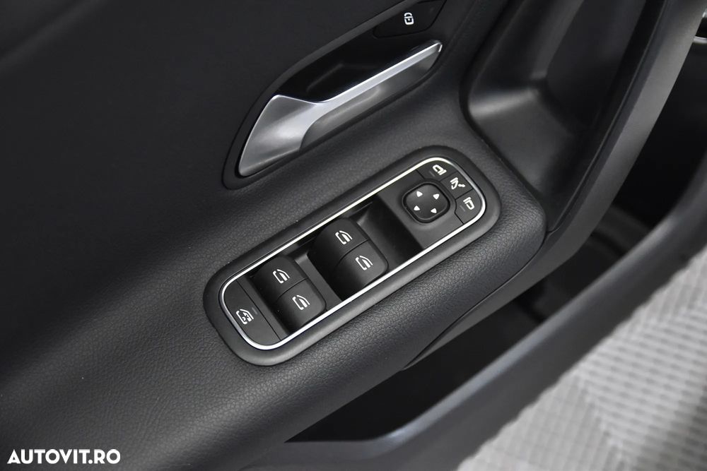 Mercedes-Benz A 250 e 8G-DCT - 14