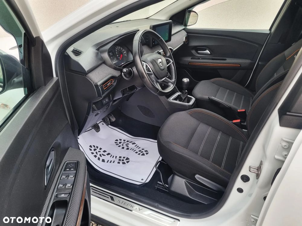 Dacia Sandero Stepway 1.0 TCe Laureate S&S - 7