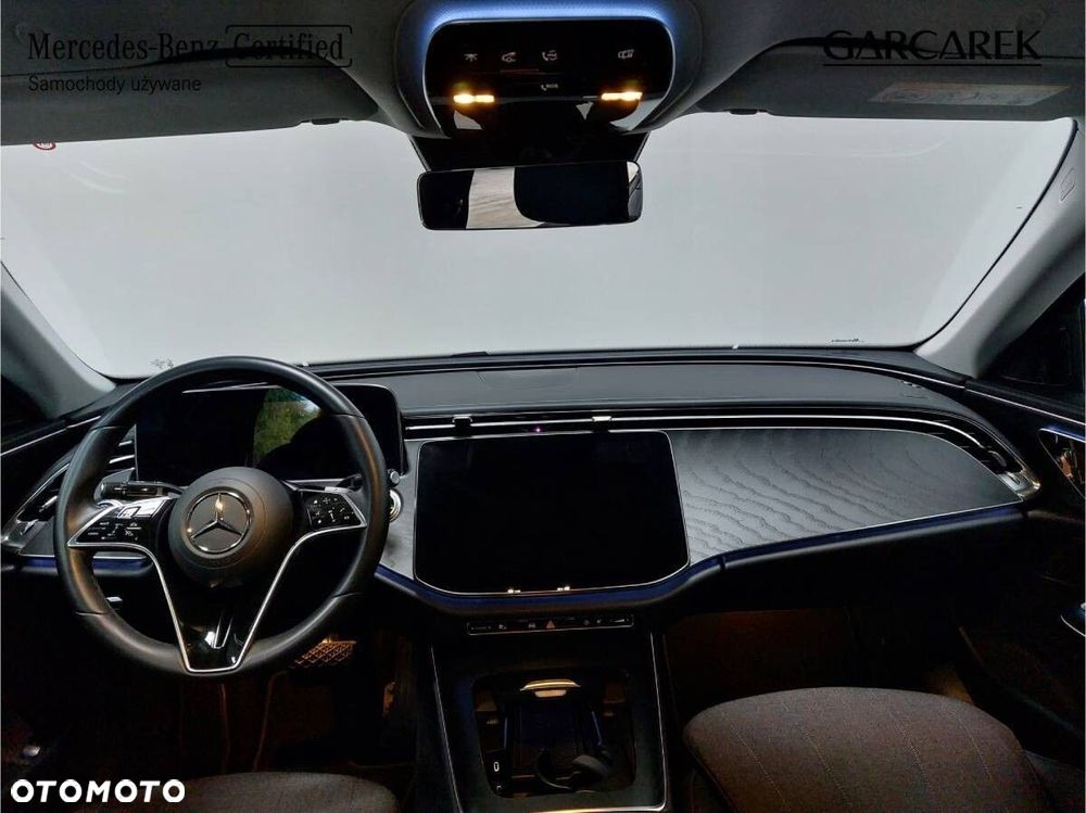 Mercedes-Benz Klasa E - 11
