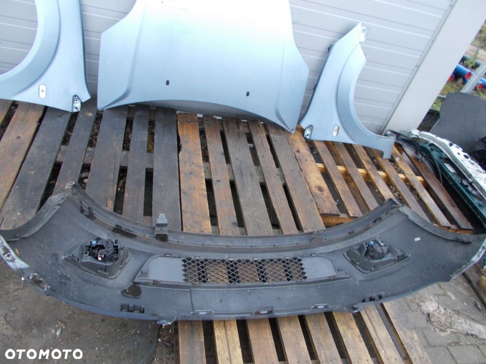 FORD FIESTA MK VI ZDERZAK J4 - 4