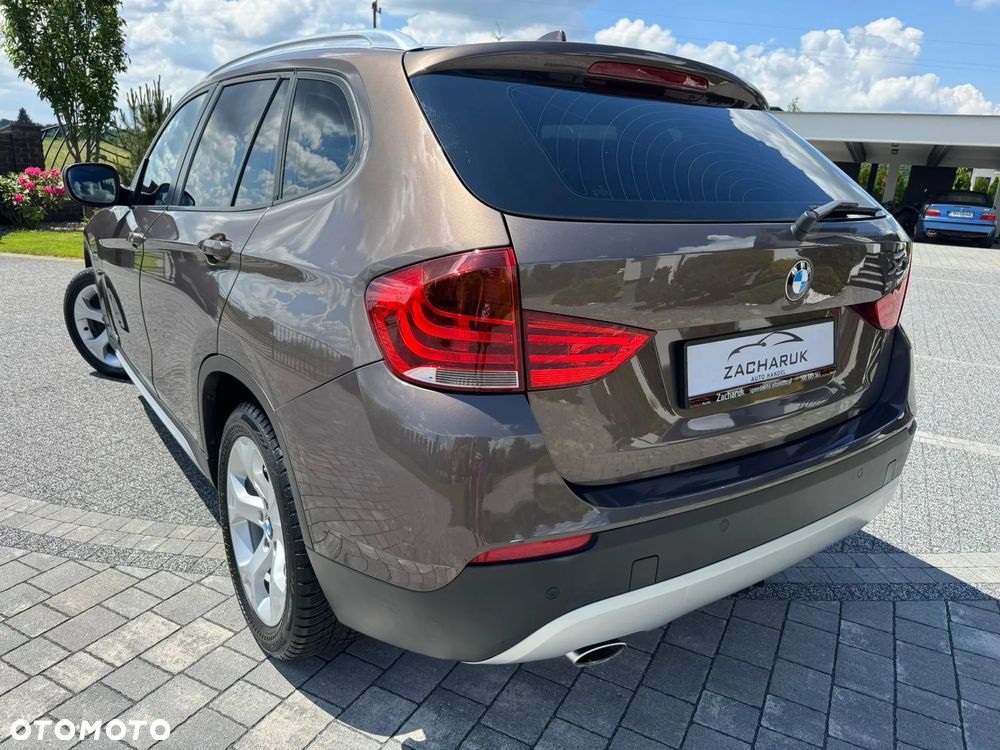 BMW X1 sDrive18i - 10