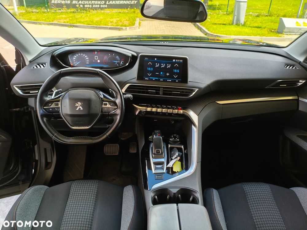 Peugeot 3008 BlueHDi 130 Stop & Start EAT8 Allure - 27