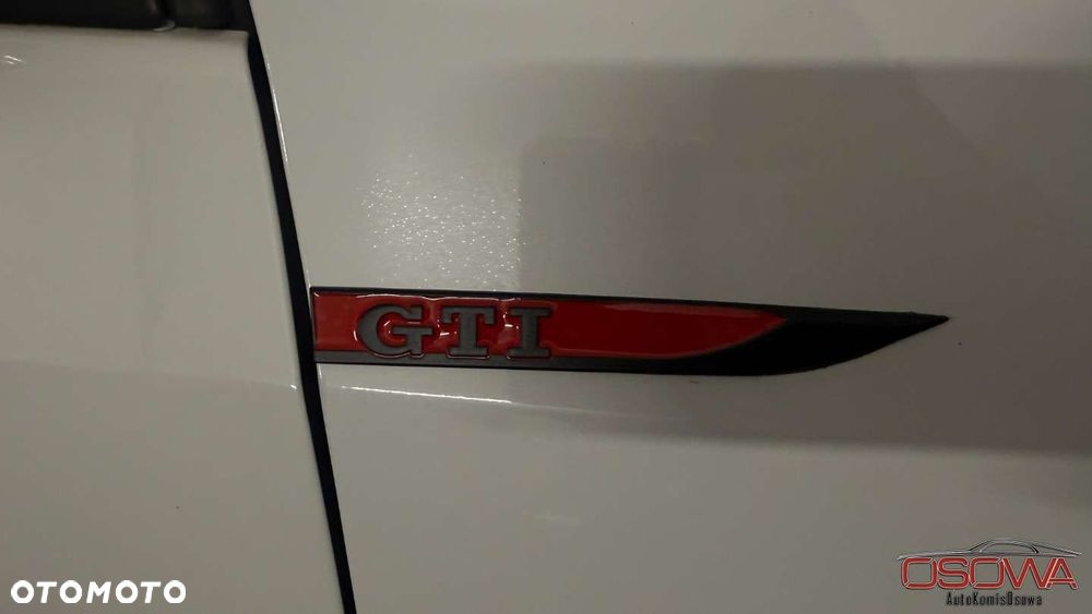 Volkswagen Golf - 39