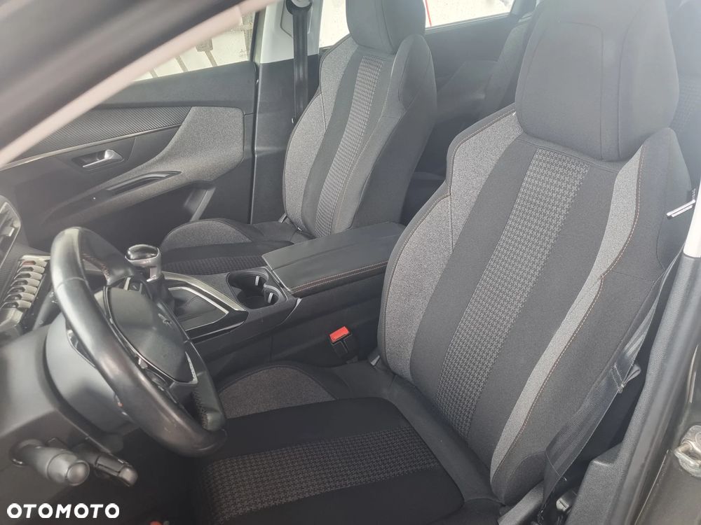 Peugeot 5008 1.2 PureTech Access S&S - 8