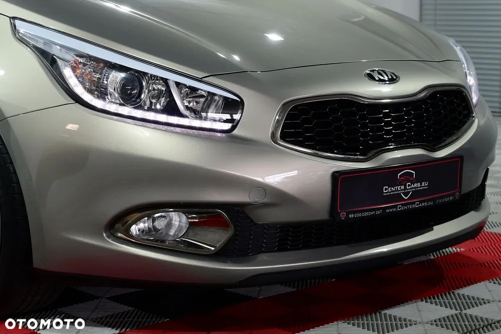 Kia Ceed 1.6 CRDi M - 33