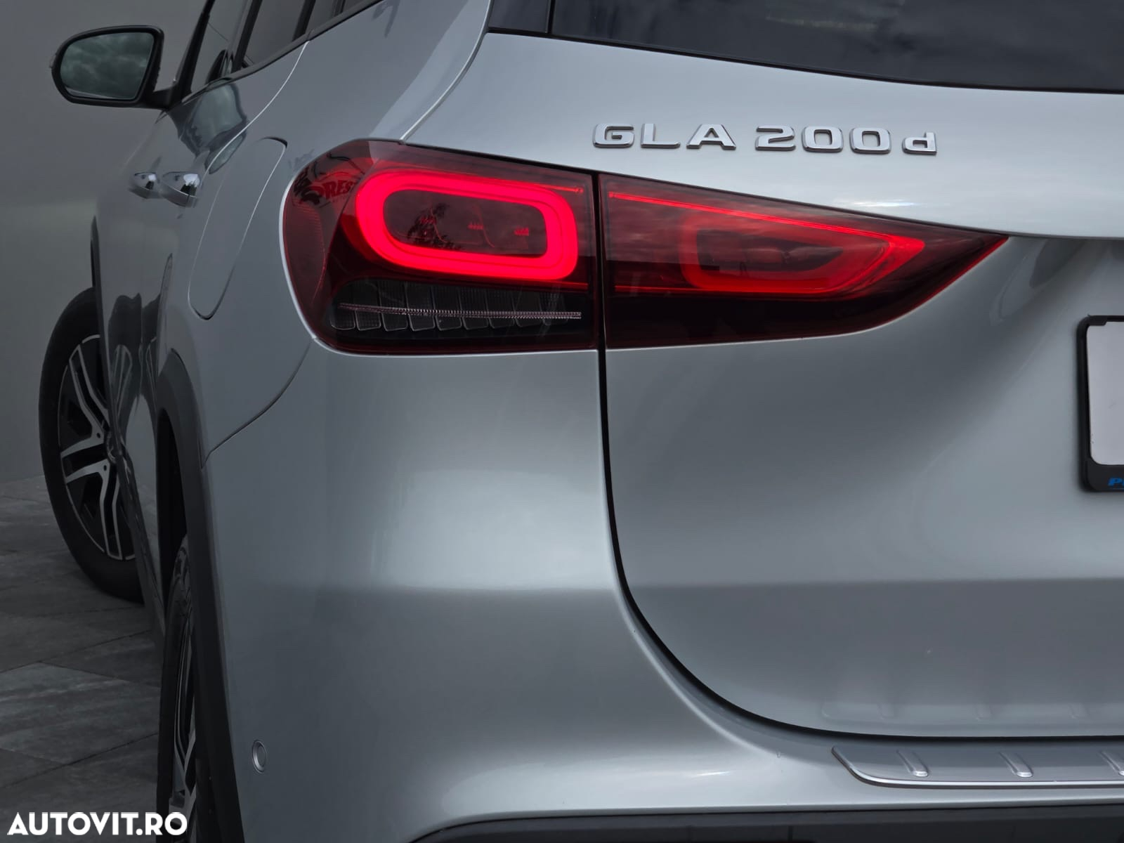 Mercedes-Benz GLA 200 d 8G-DCT Progressive Advanced - 39