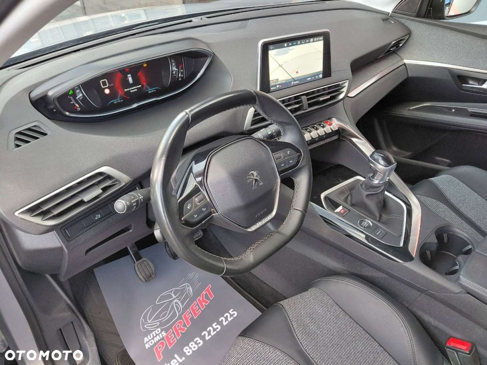 Peugeot 3008 - 16
